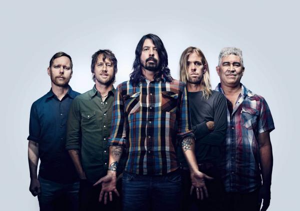 preview Foo Fighters