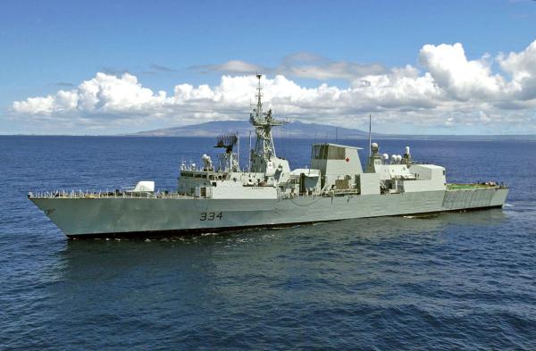 preview HMCS Regina (FFH 334)