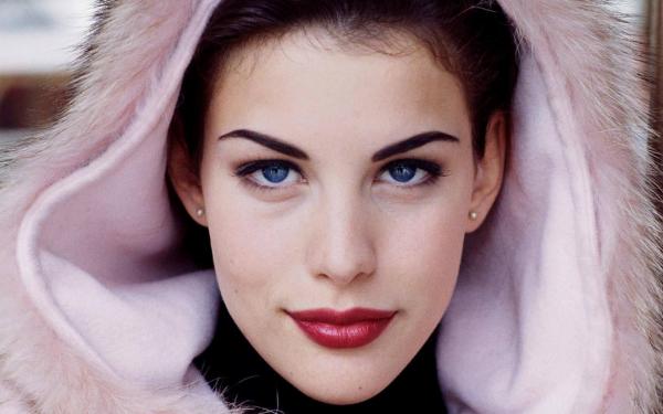 preview Liv Tyler