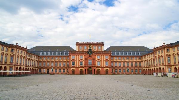 preview Mannheim Palace