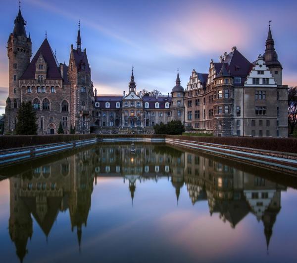 preview Moszna Castle