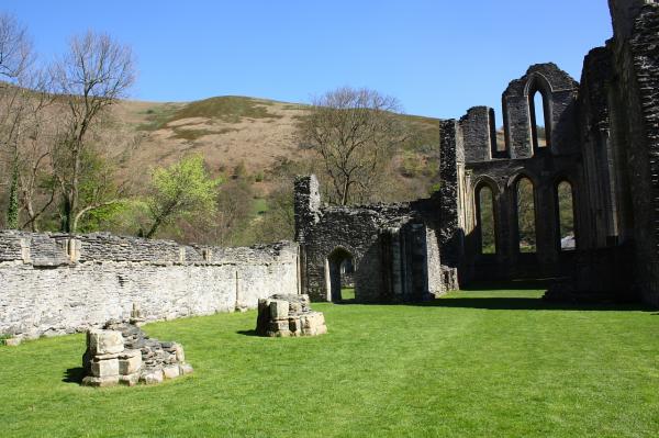 preview Valle Crucis Abbey