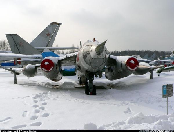 preview Yakovlev Yak-28